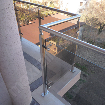 Парапети от инокс и стъкло